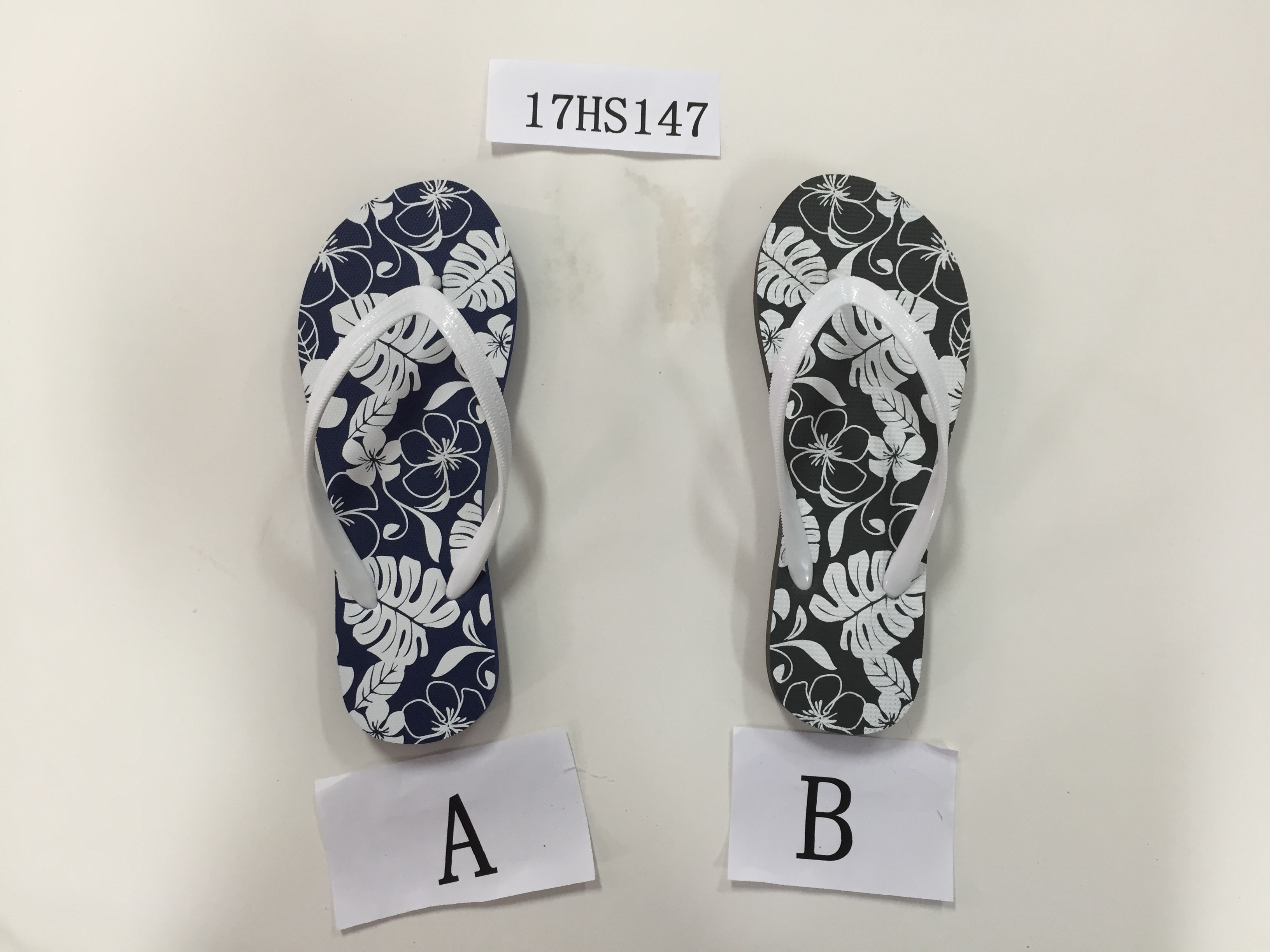 2019 slippers/flipflop/thongs  